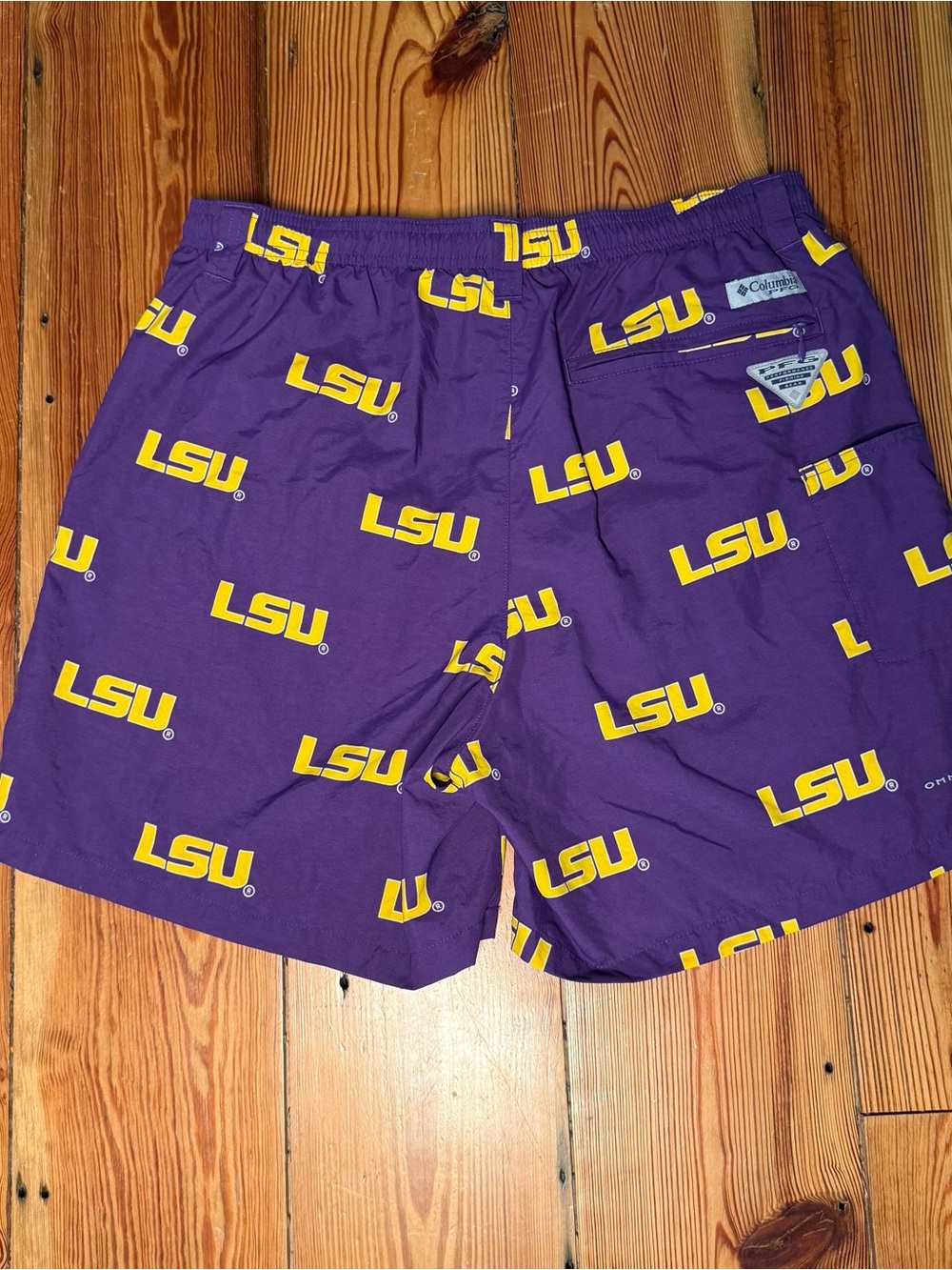 Columbia PFG LSU Tigers Shorts Mens Medium Purple Backcast NWOT - Picture 9 of 14